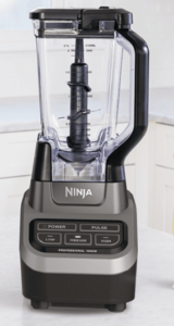 Ninja countertop blender with 1000-watt base